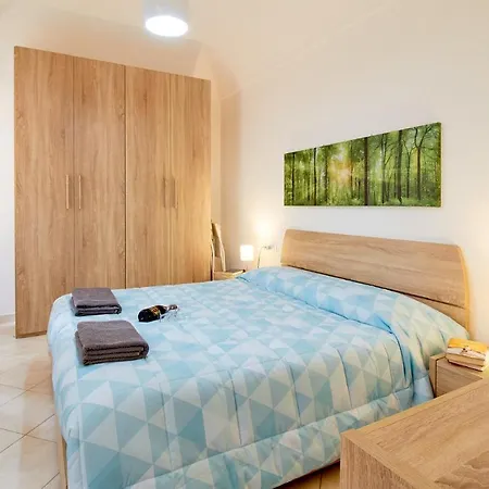La Casa Sul Fiume Lägenhet