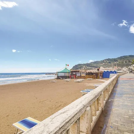 아파트 La Casa Sul Fiume *